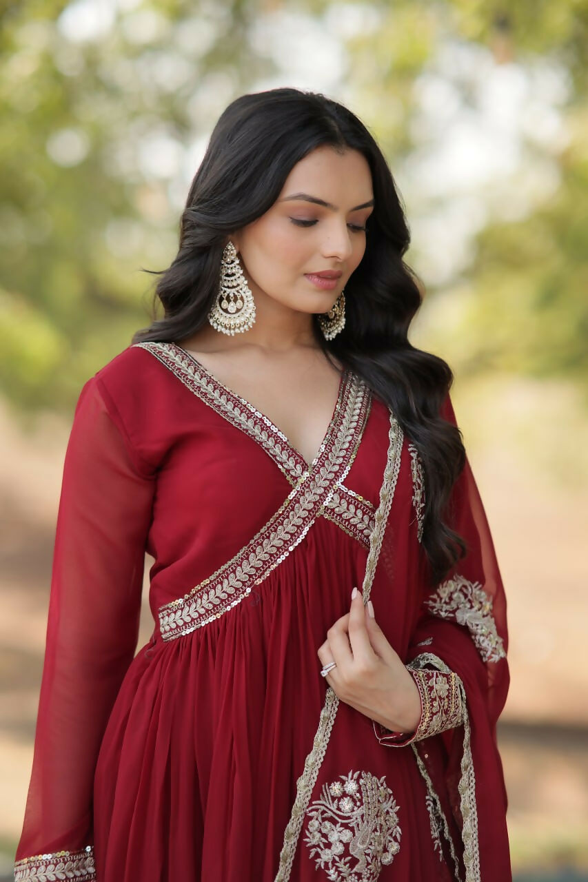 Vastranavya Faux Blooming with Embroidery Zari Sequins-work Gown with Dupatta - Maroon