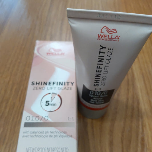 wella shinefinity zero lift glaze 2 oz color 06/0