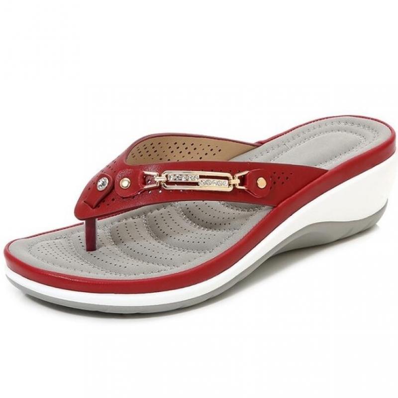 Women's Summer New Fashion Metal Button Slides