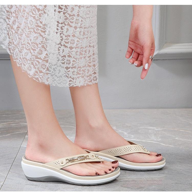 Women's Summer New Fashion Metal Button Slides