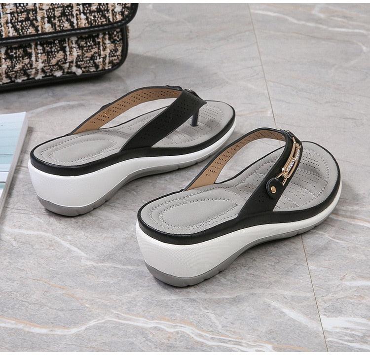 Women's Summer New Fashion Metal Button Slides